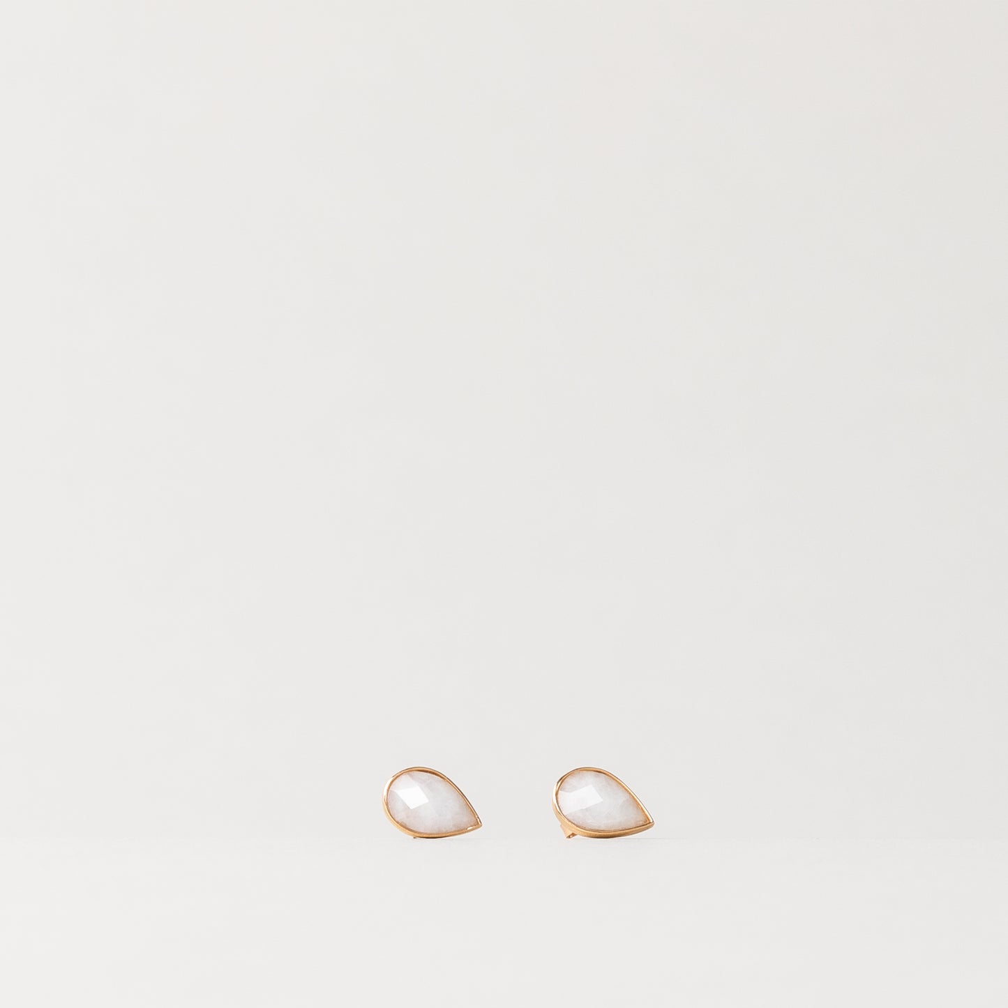 CHARMED PEAR LAVENDER JADE STUD EARRINGS